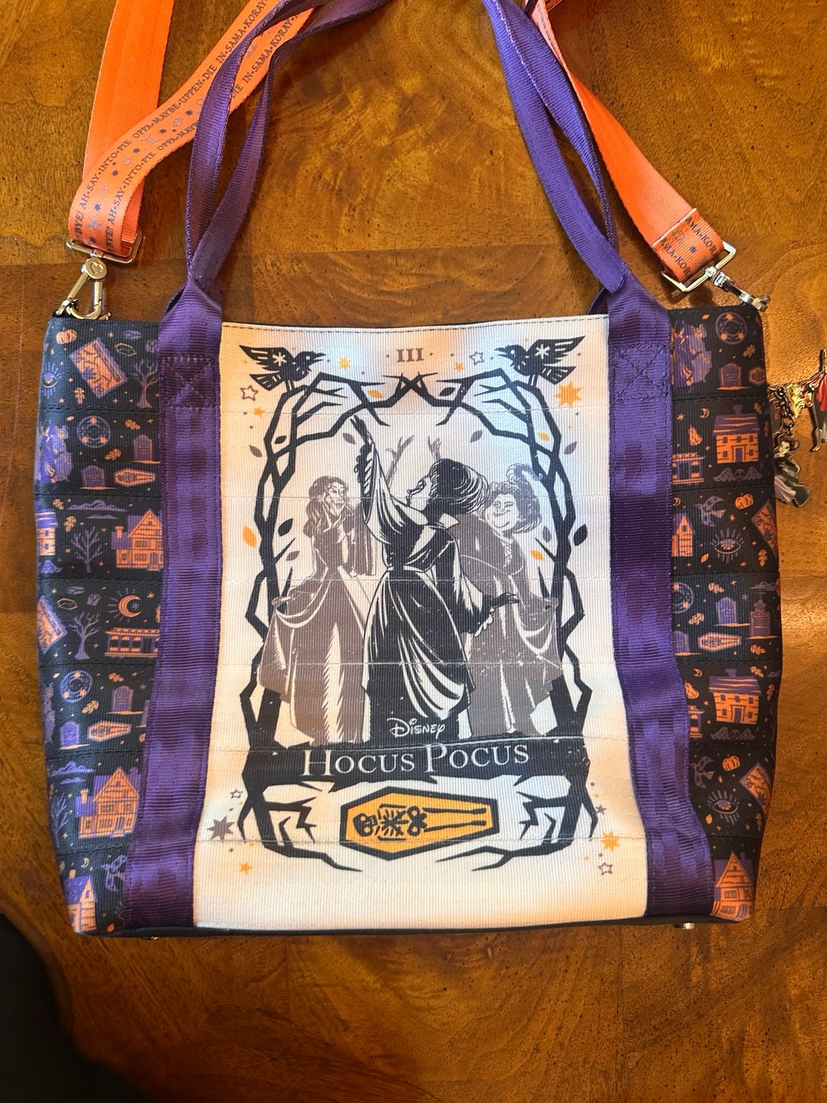 Harvey’s Disney Hocus Pocus Tote