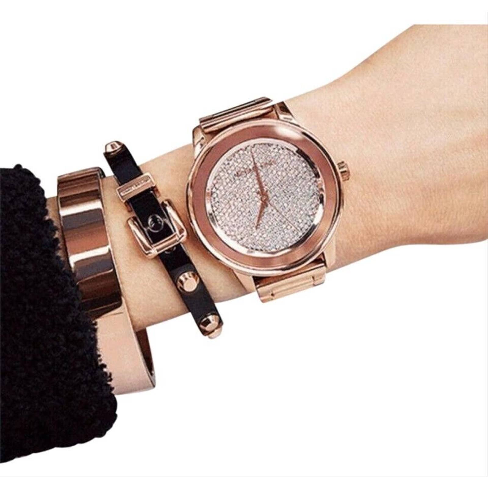 Michael Kors Kinley Crystal Womens Rose-Tone Stainless Steel Quartz Watch mk6210