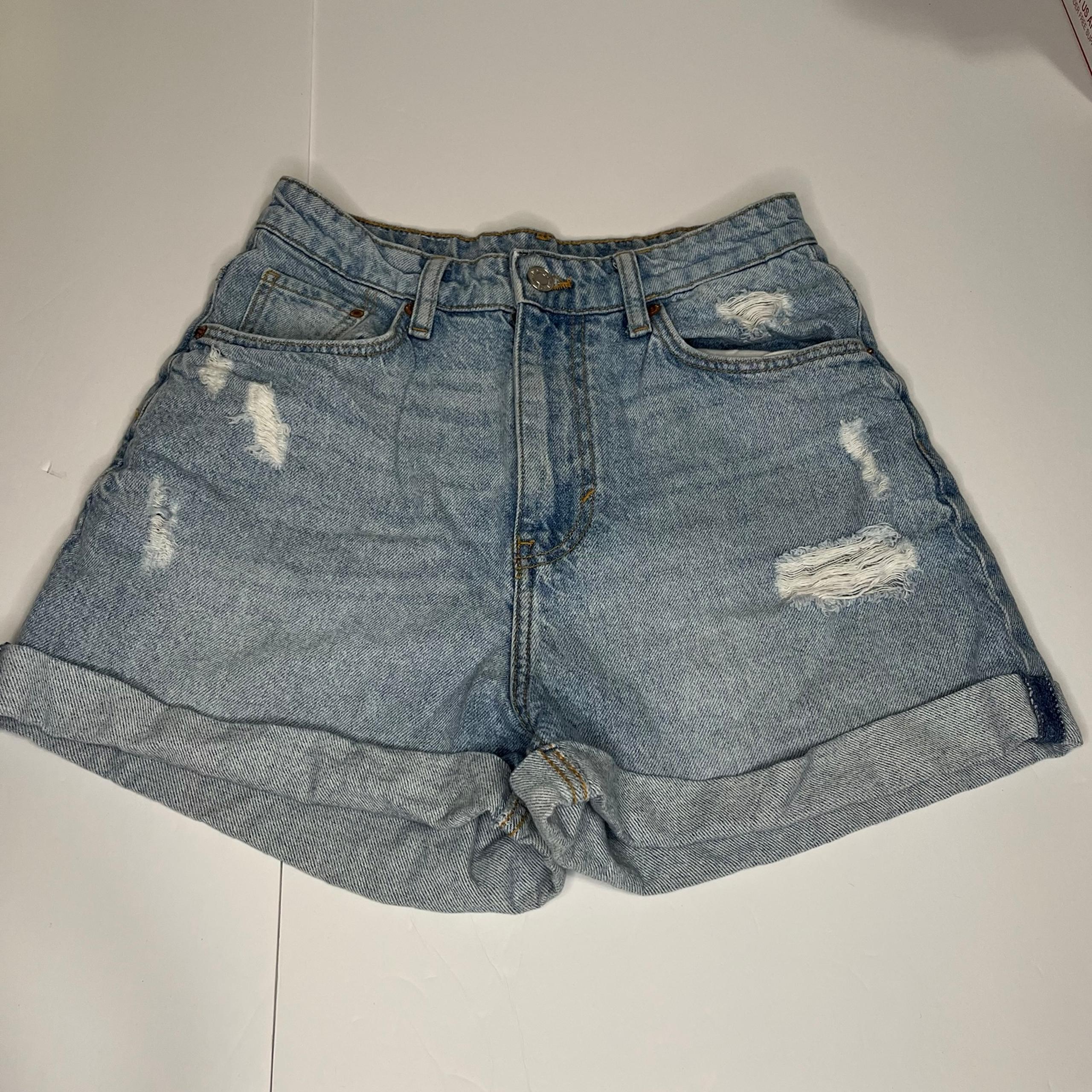 H&M MOM ULTRA HIGH DENIM SHORTS SIZE 4