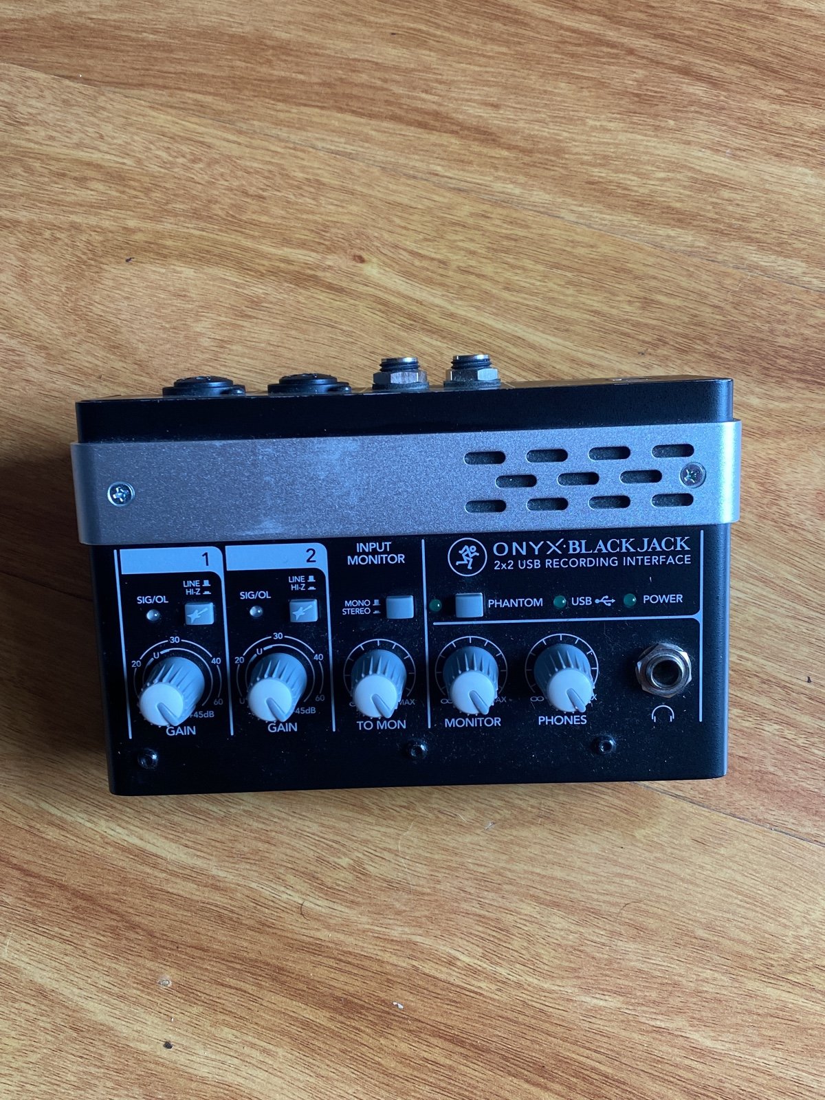 Mackie Onyx Blackjack 2x2 USB audio recording interface preamp