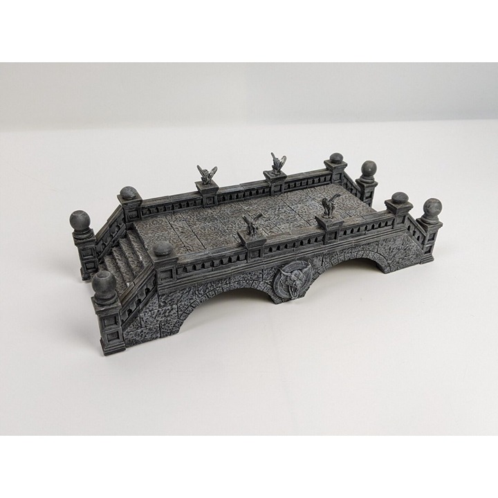 Warhammer Miniature Terrain Bridge Dragon Head Gargoyle