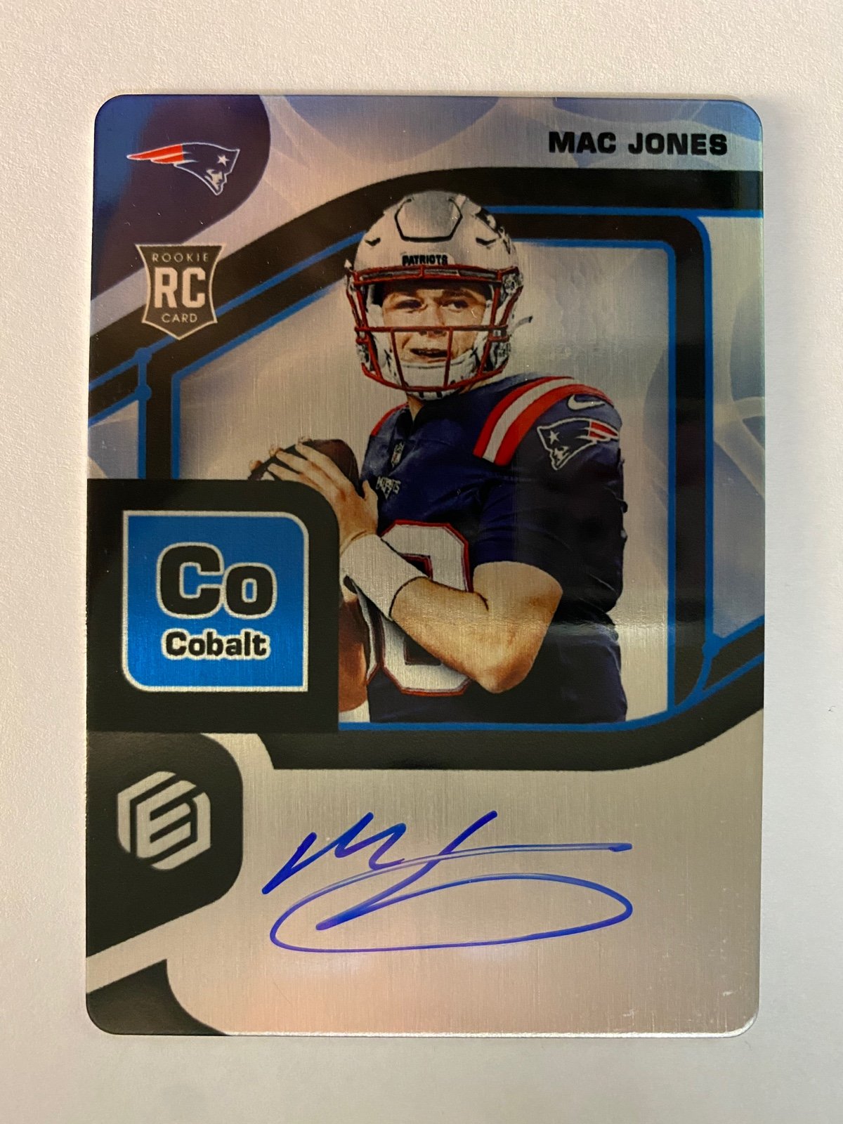 Mac Jones Rookie Auto /27 Patriots QB