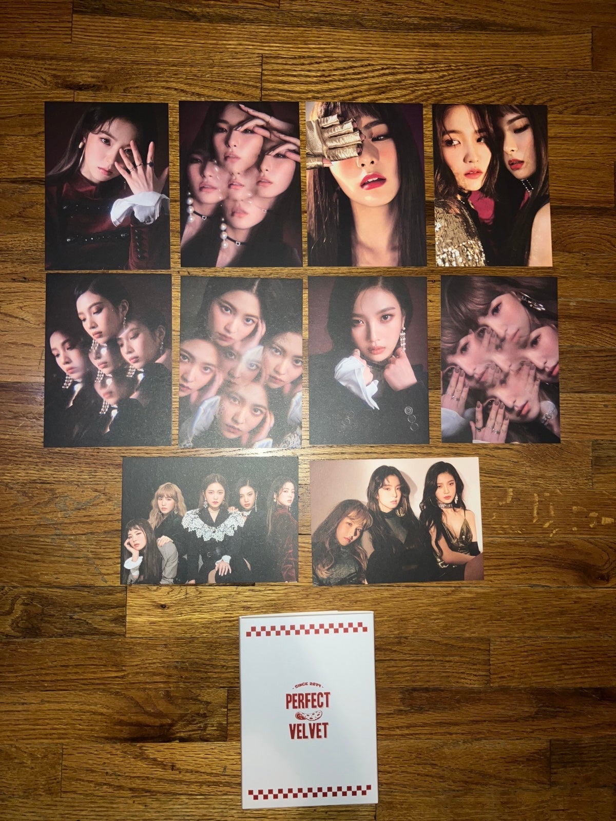 Red velvet the perfect velvet postcard set