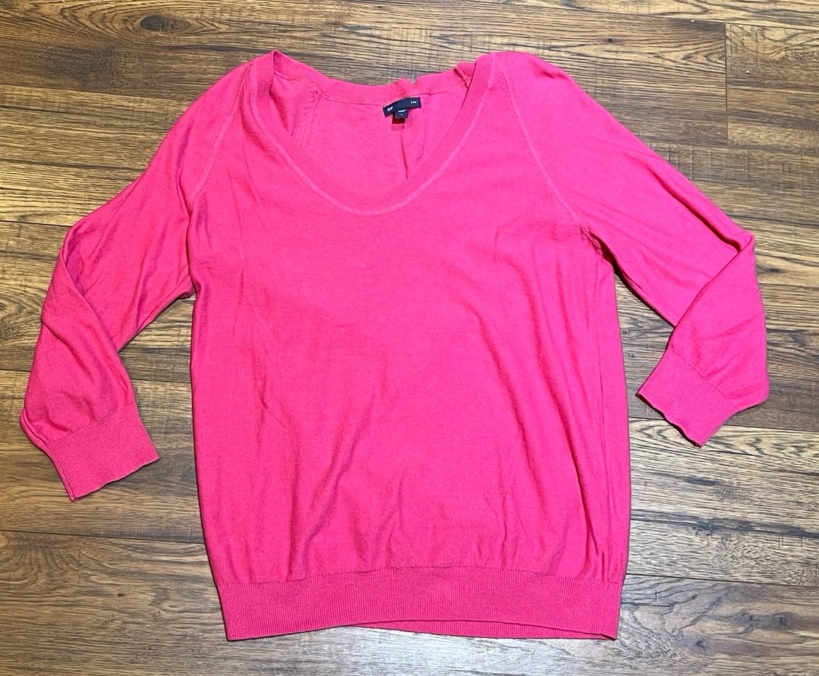 Gap Sweater Size Large
