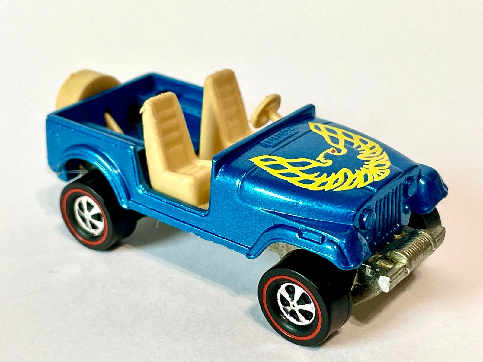 Hot Wheels custom made redline m jeep CJ7 MINT