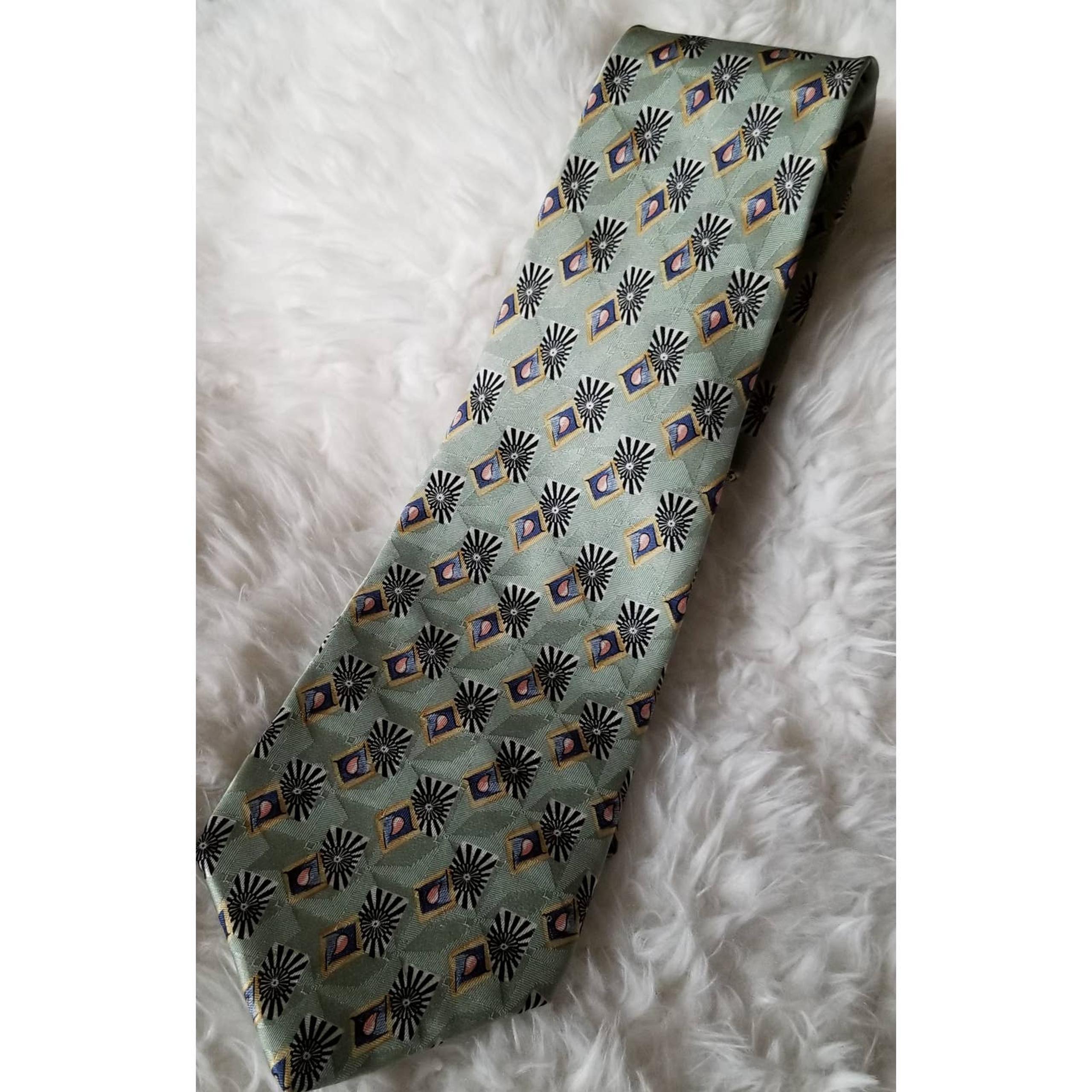 Vtg 90s mens silk tie mint green geometric extra long 65 length - Alexander Lloyd