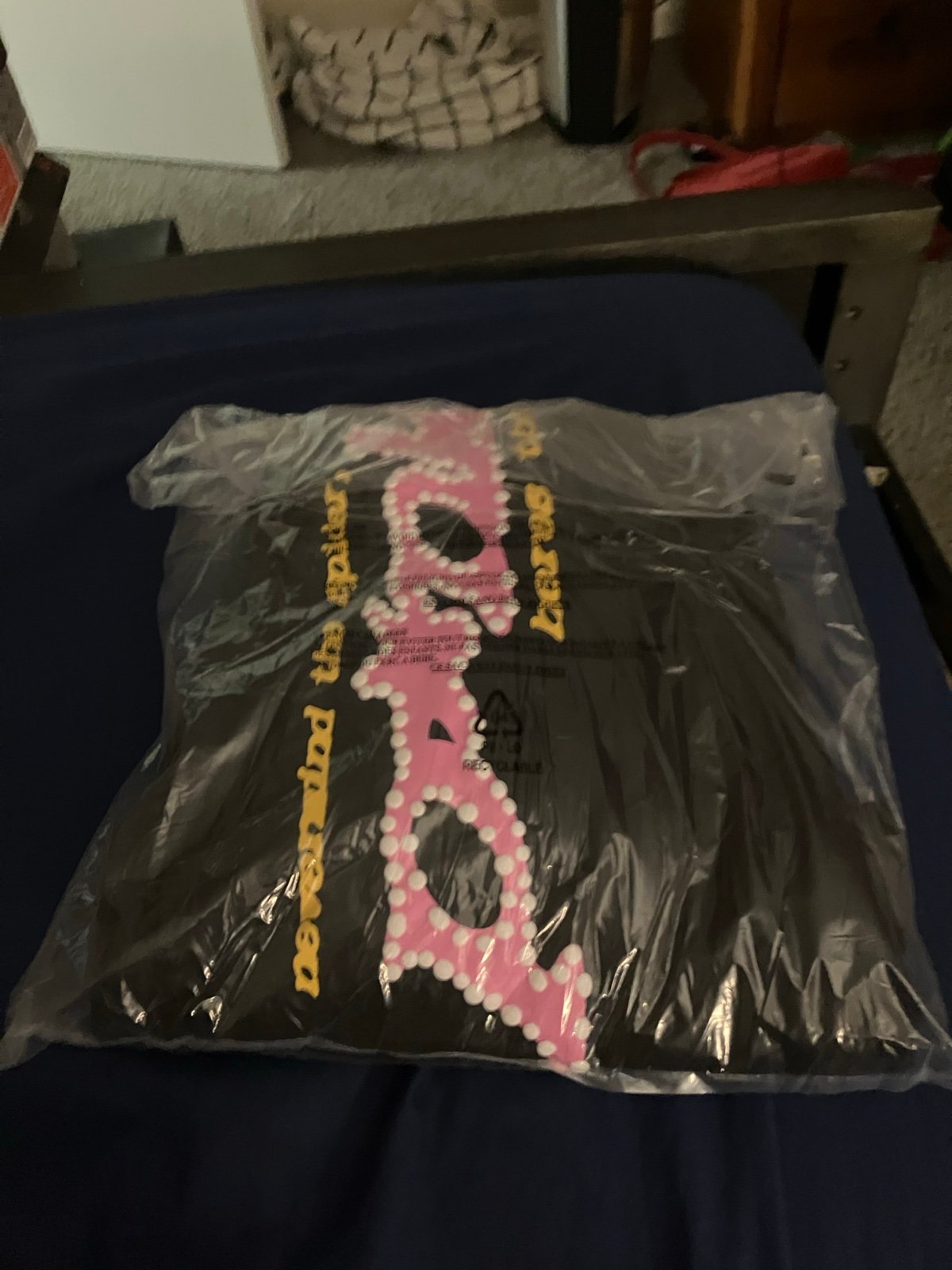Men pink spider sweatpants medium