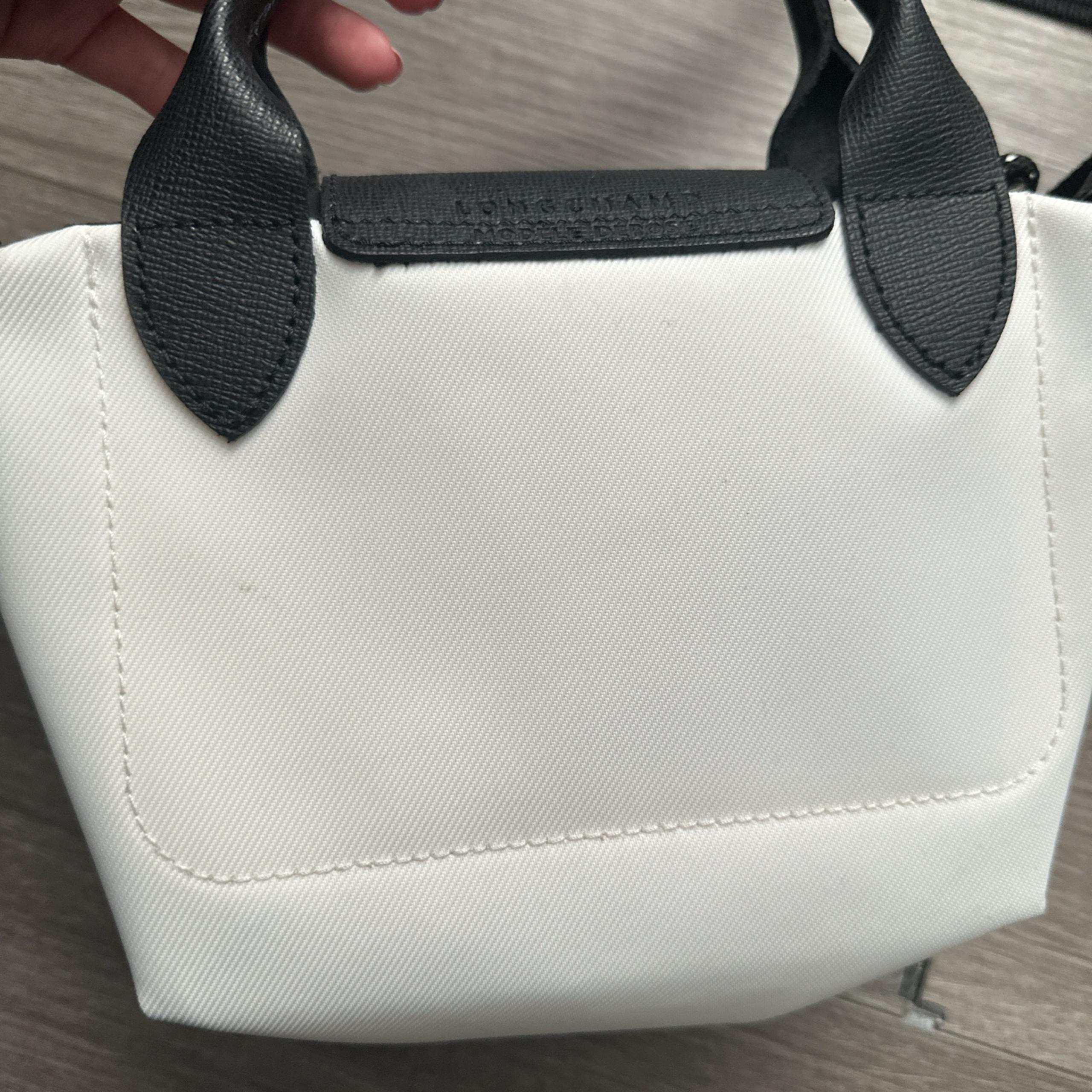 longchamp le pliage small nylon energy crossbody bag -white