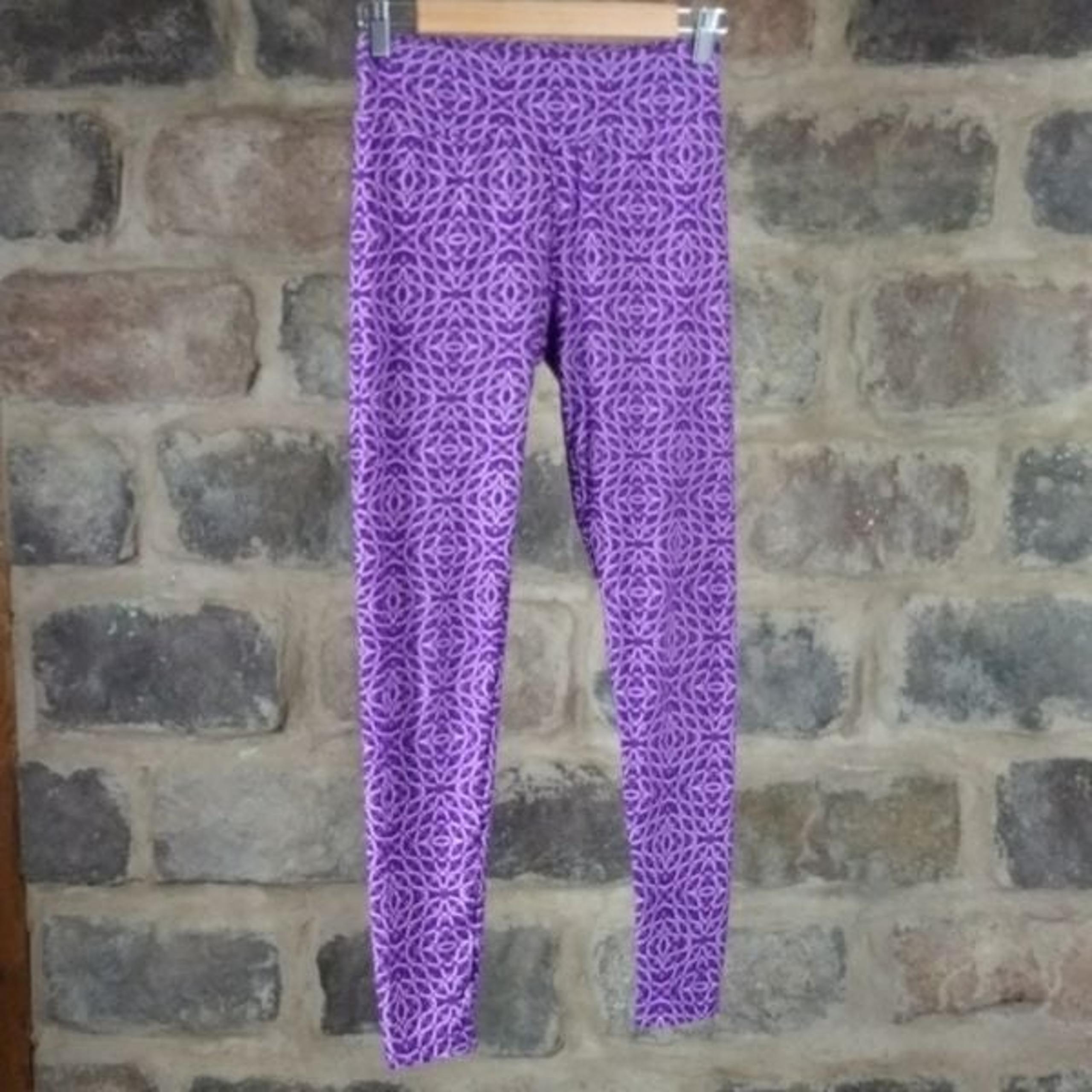Lularoe Leggings Woman's One Size Purple White Geometric Design Super Soft