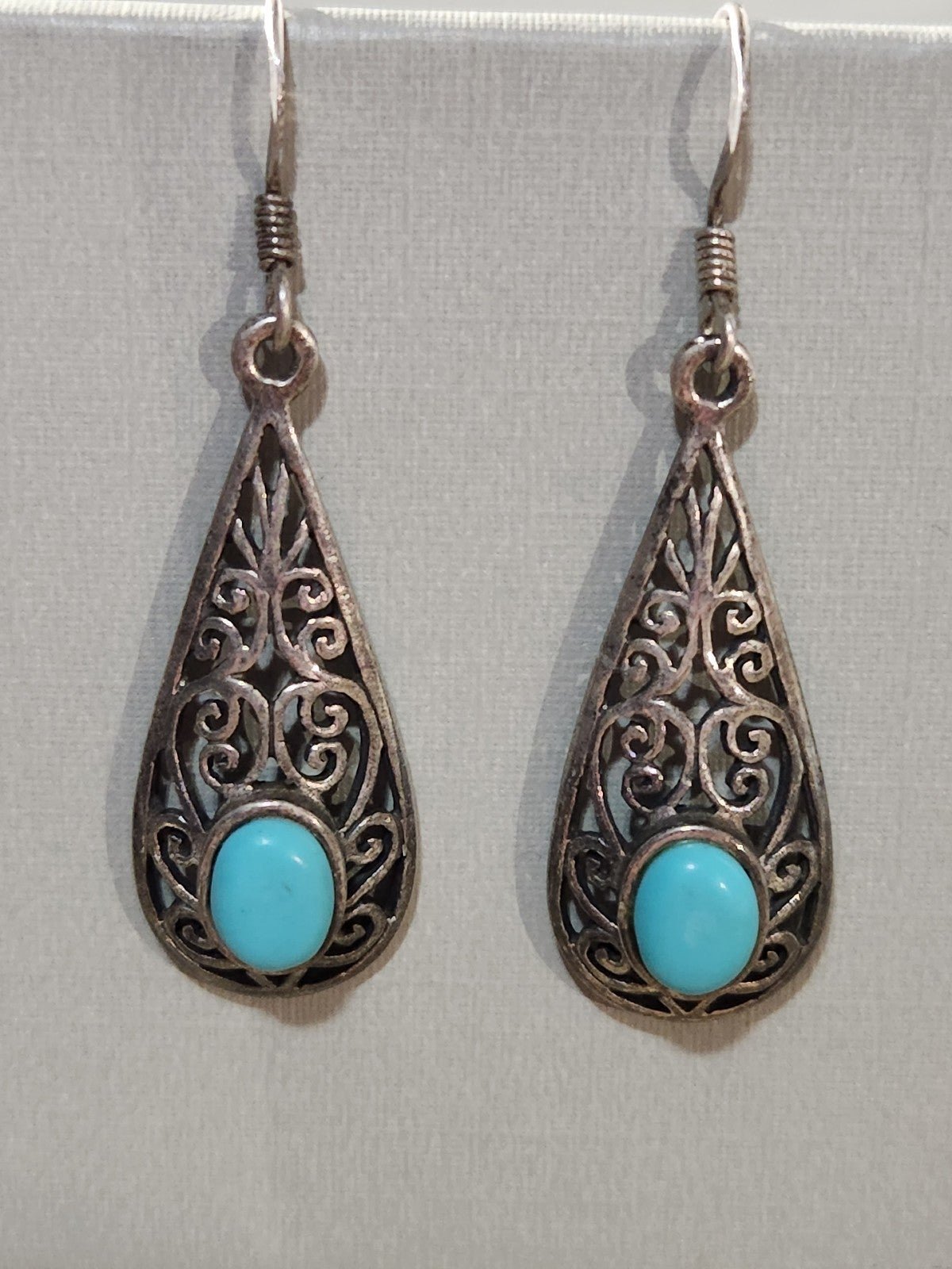 Genuine Vintage Sterling Silver & Turquoise Filigree Laser Cut Teardrop Earrings