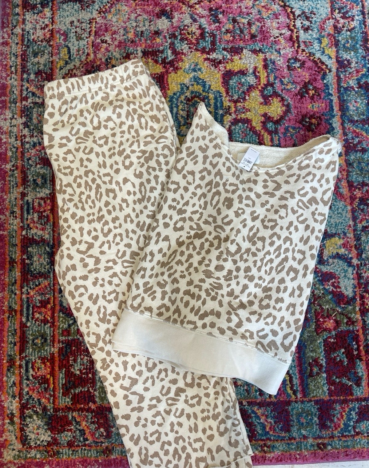 Aerie women’s full leopard sweatsuit tracksuit NWT
