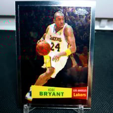 Kobe Bryant 2007-08 Topps Chrome #24 1957 Retro Variation Insert NBA Los Angeles