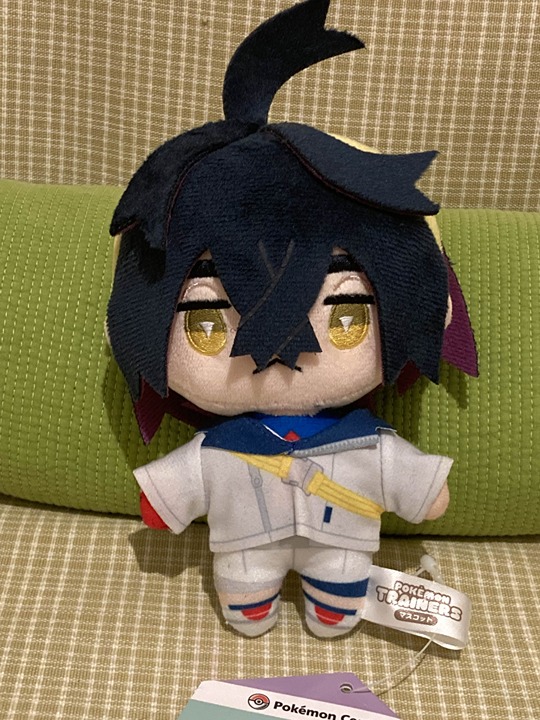 Pokemon Center POKEMON TRAINERS Kieran Plush Keychain