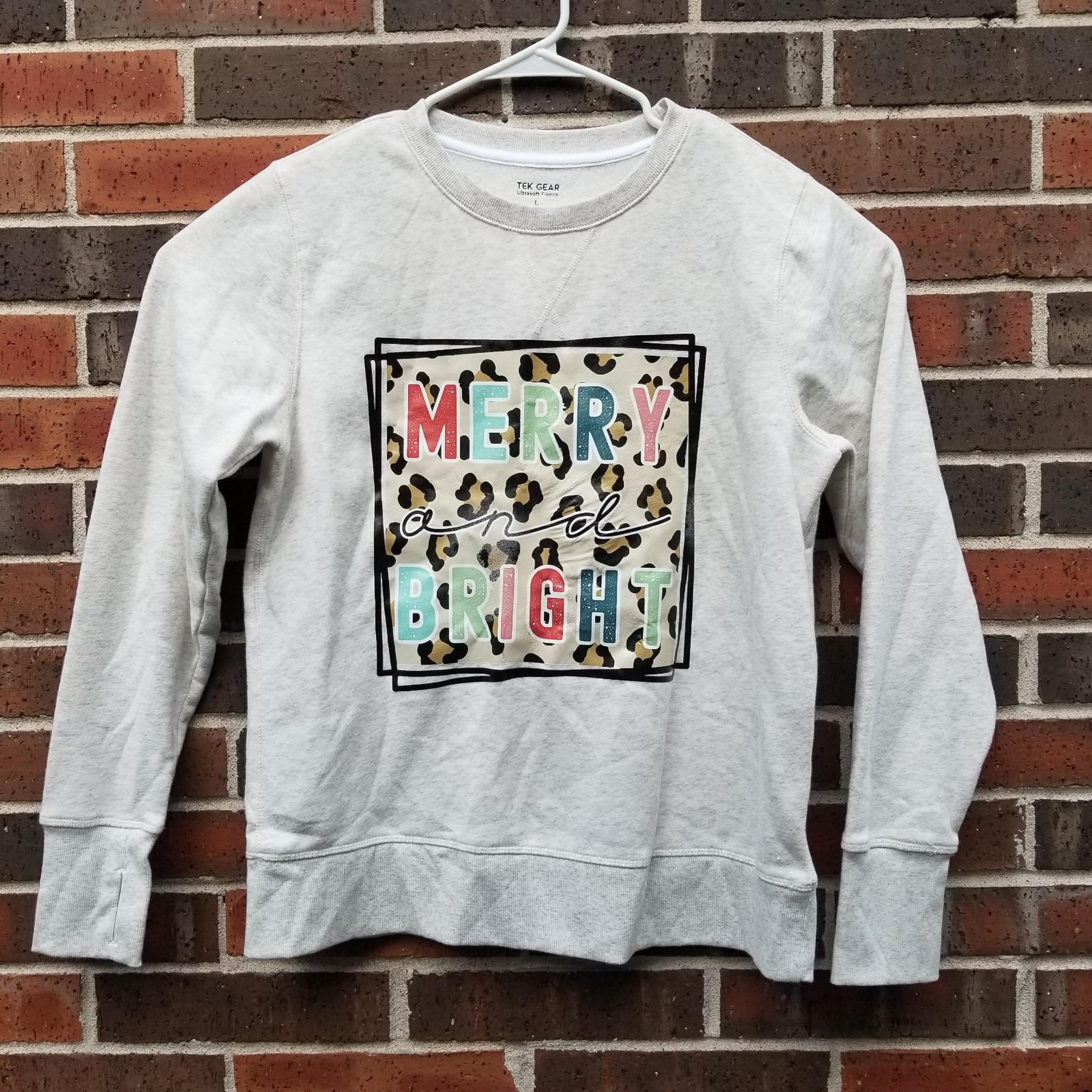 Tek Gear Merry & Bright women's sweater size L