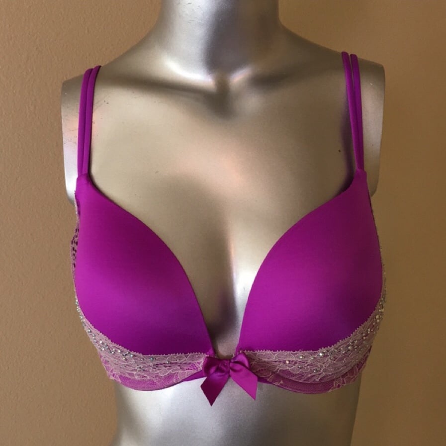 Victoria's Secret Very Sexy Push-Up Crystal Embellished 34DD