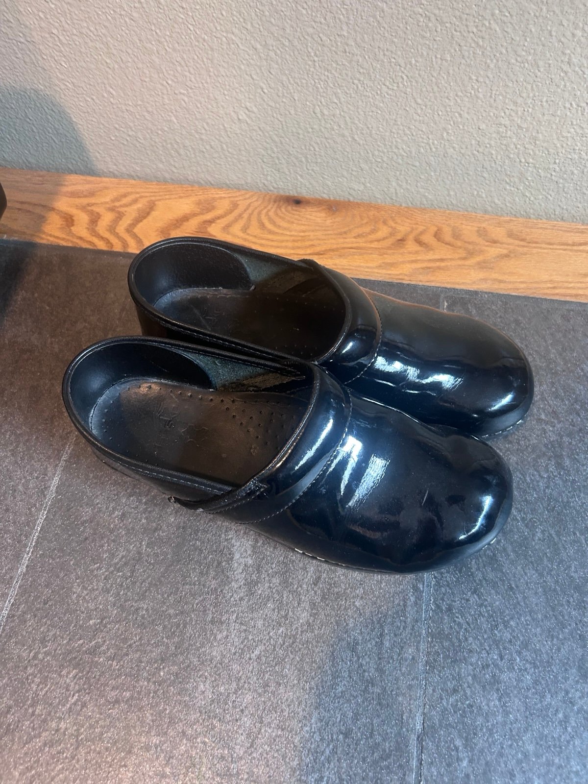 Dansko shoes size 41