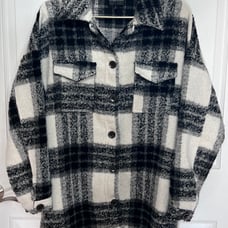 Womens Buckle Black Premium Wool Blend Black White Plaid Button-Up Jacket