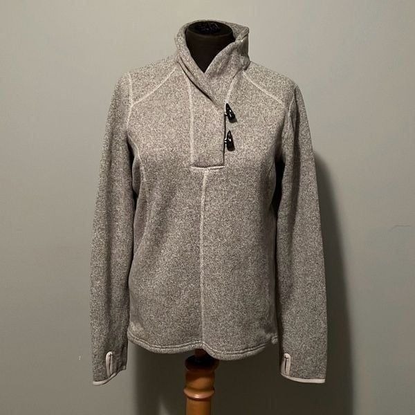 The North Face Women’s Oatmeal Gray Button Closure Pullover Sweatshirt