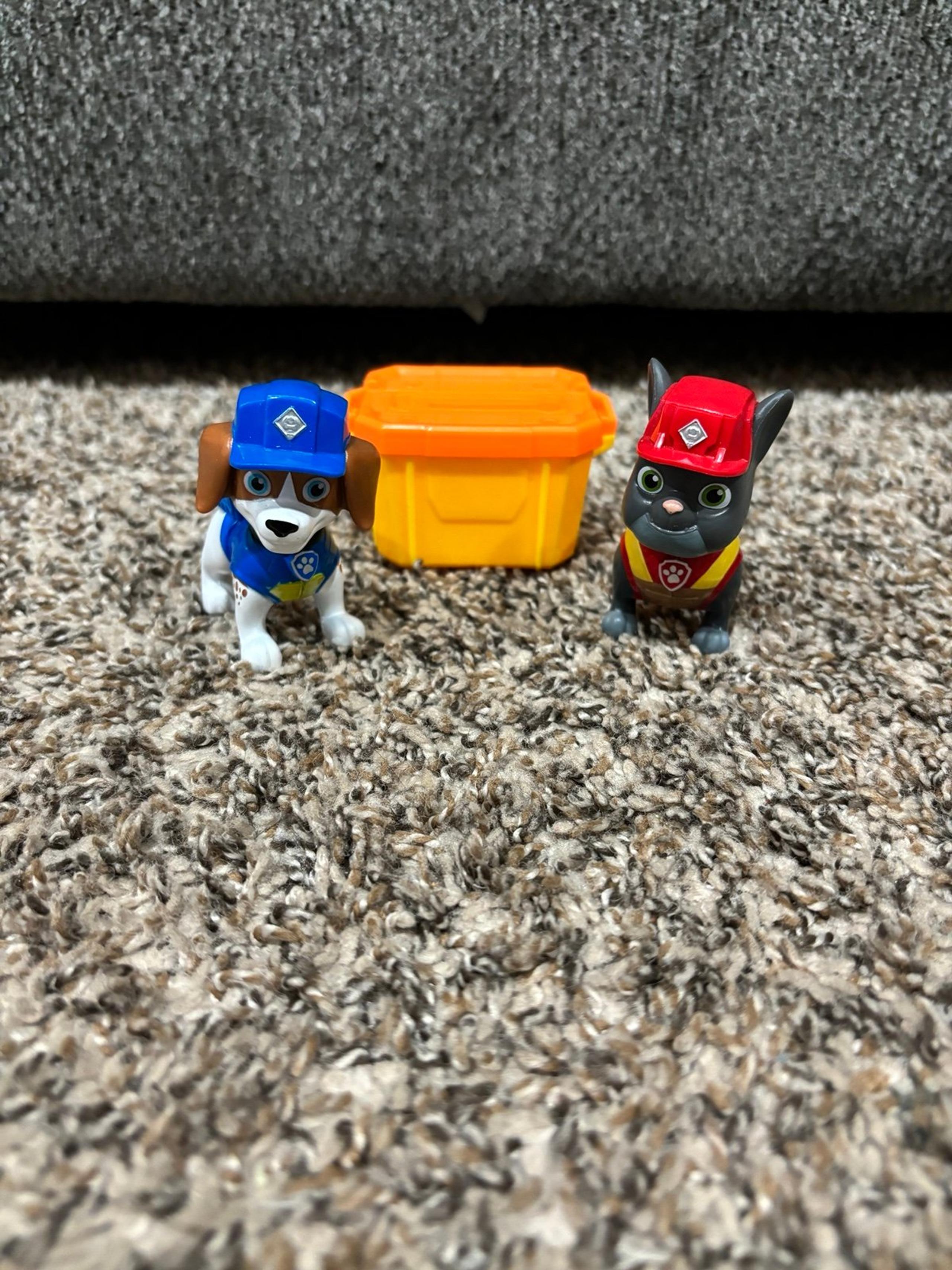 Paw Patrol Rubble & Crew Charger & Wheeler Dog Figure Action Figure