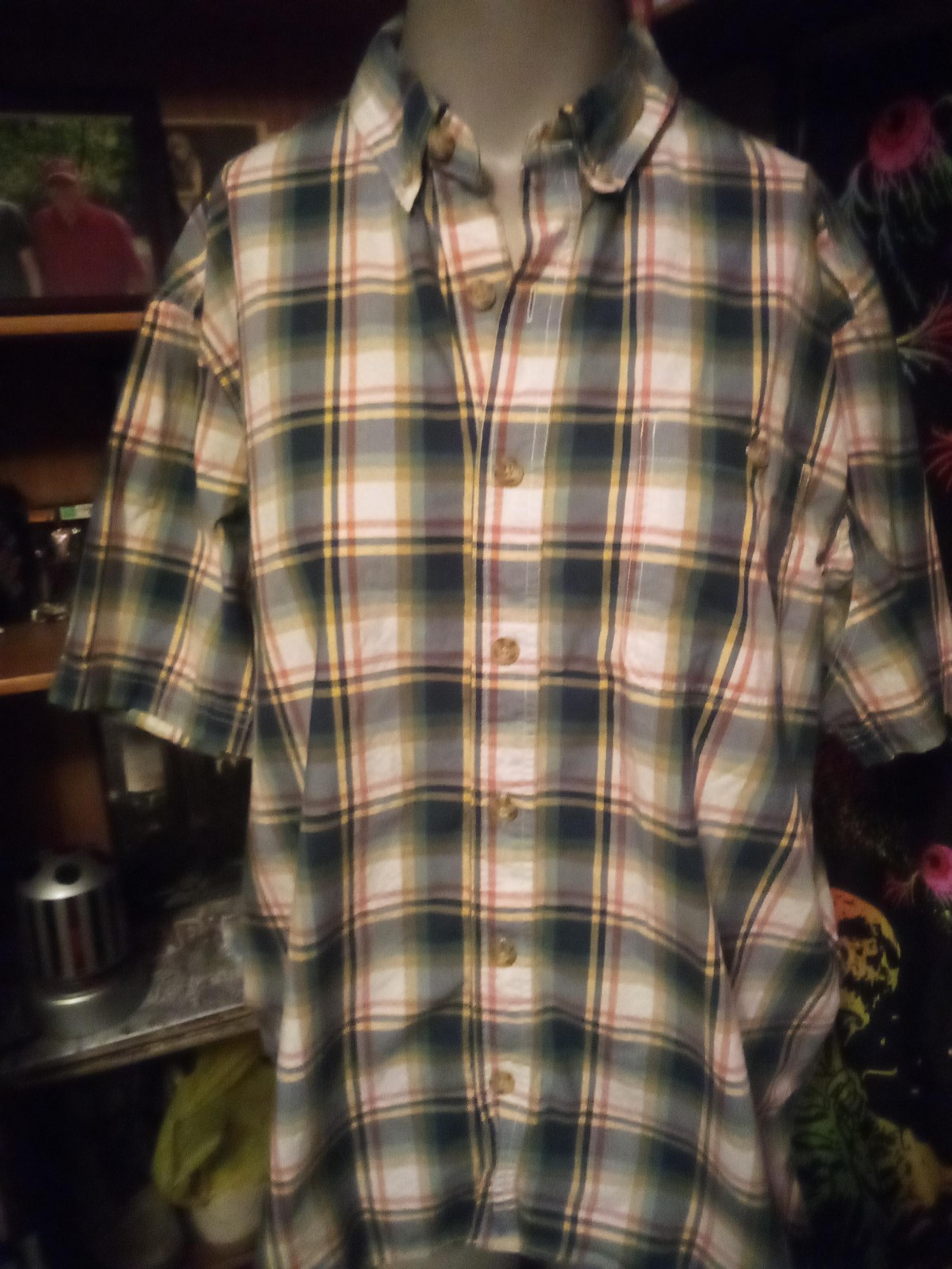 Men's Duluth Trading Co. Button Up Shirt Size XL Excellent Condition