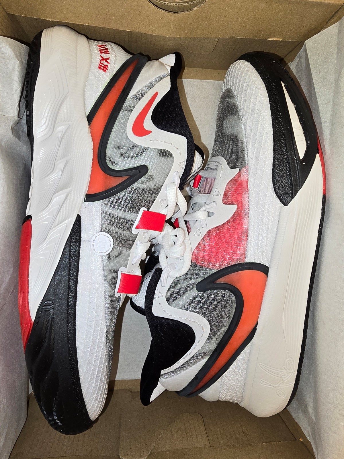 Nike kyrie 8 (GS)