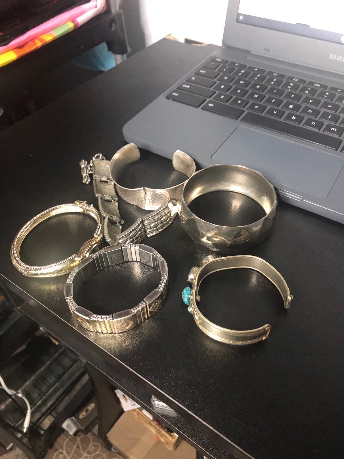 accessories