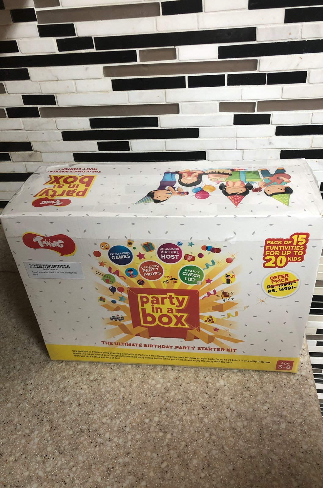 Party in a box for up to 20 kids toiing