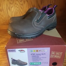 Avenger composite safety toe womens shoes