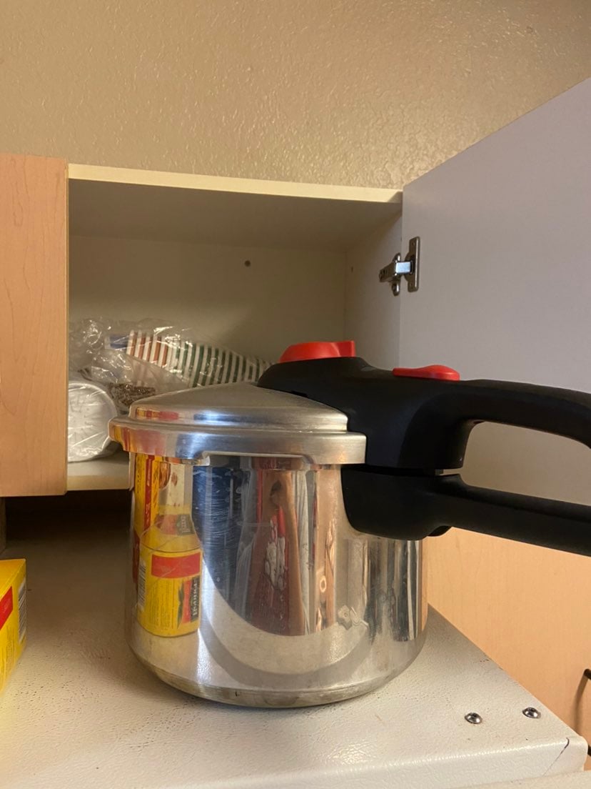 pressure cooker