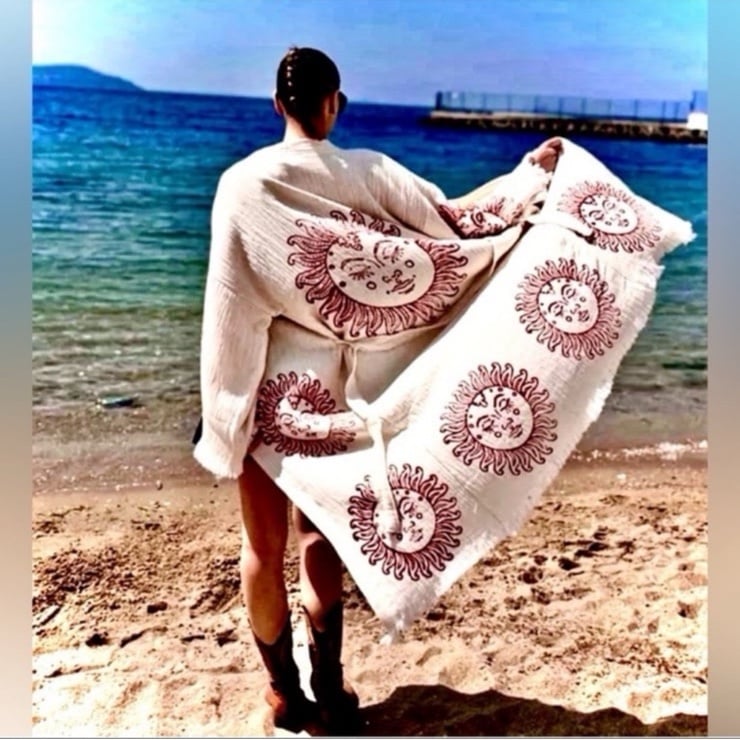 New Bohemian Sun Embroidered Kimono / Robe