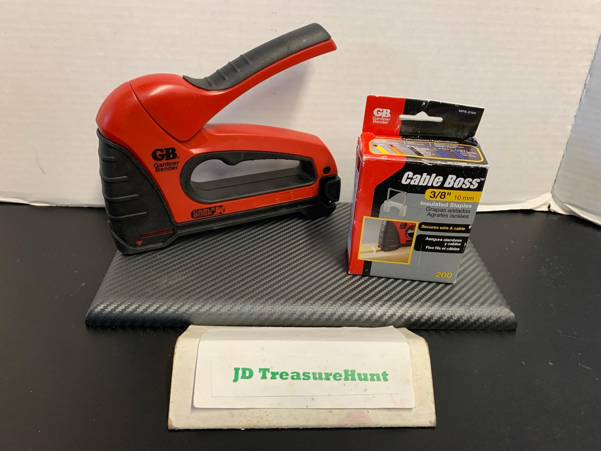 Gardner Bender Red & Black Cable Boss Staple Gun MSG-500 W/ Insulated Staples