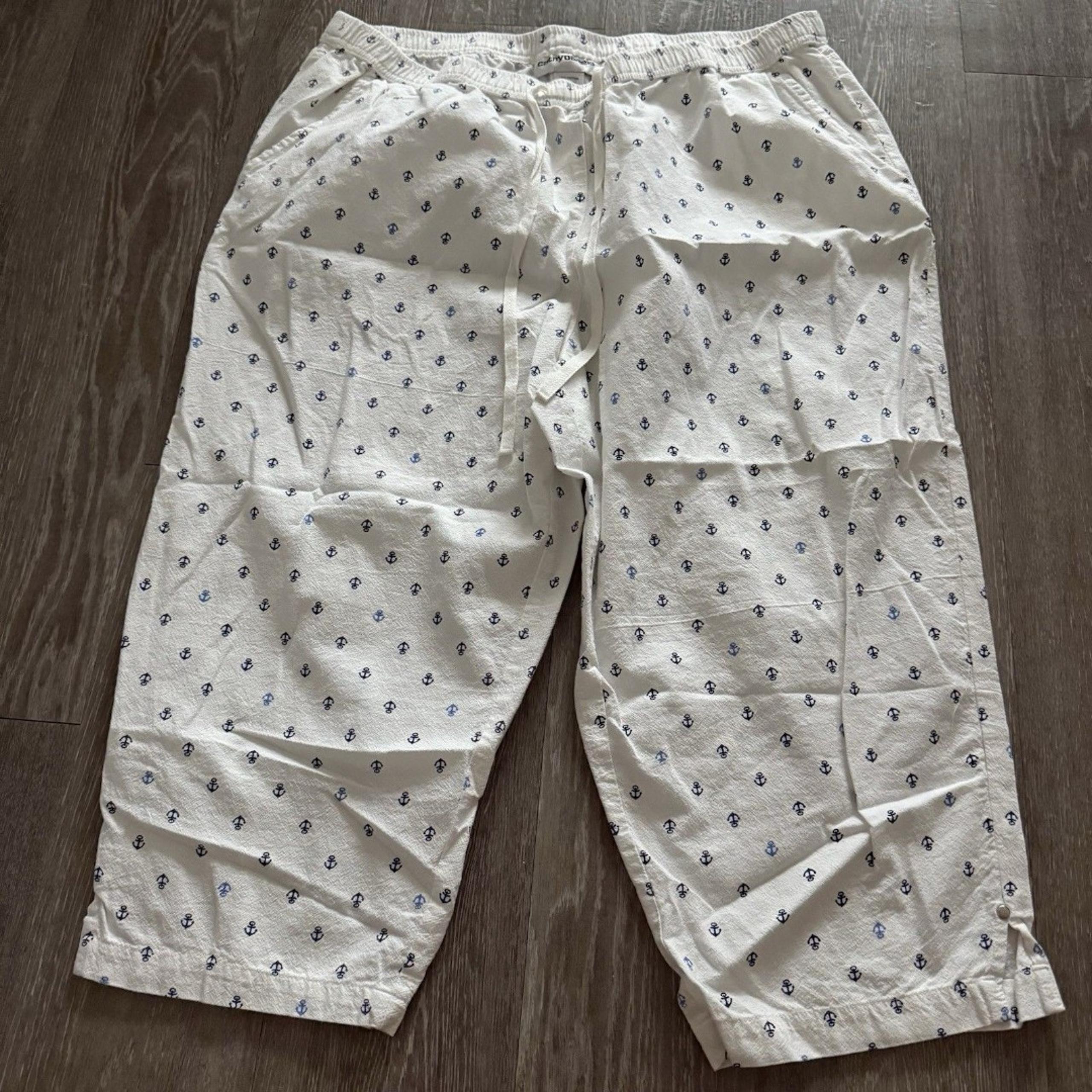 Cathy Daniels White anchor print elastic waist women's cropped capri Pants - XL