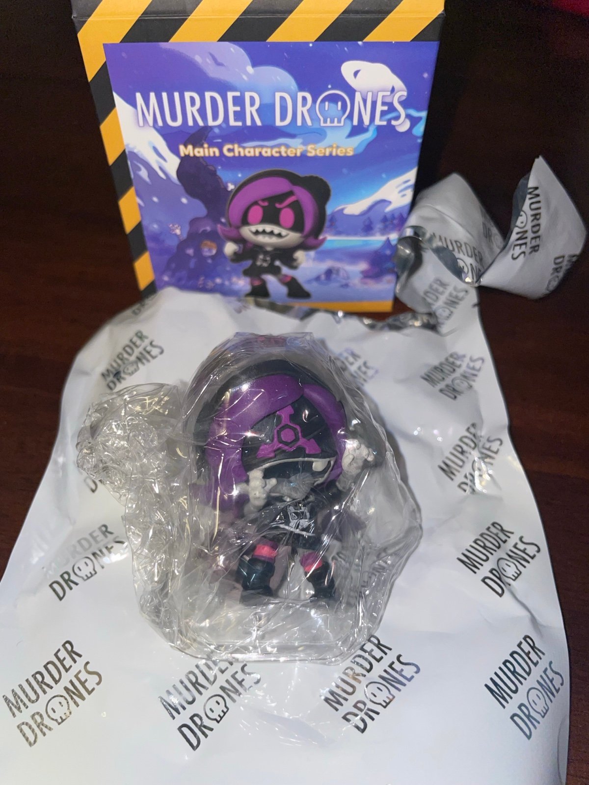 Uzi RARE CHASE Murder Drones Glitch Animiniz Main Character Series Figure