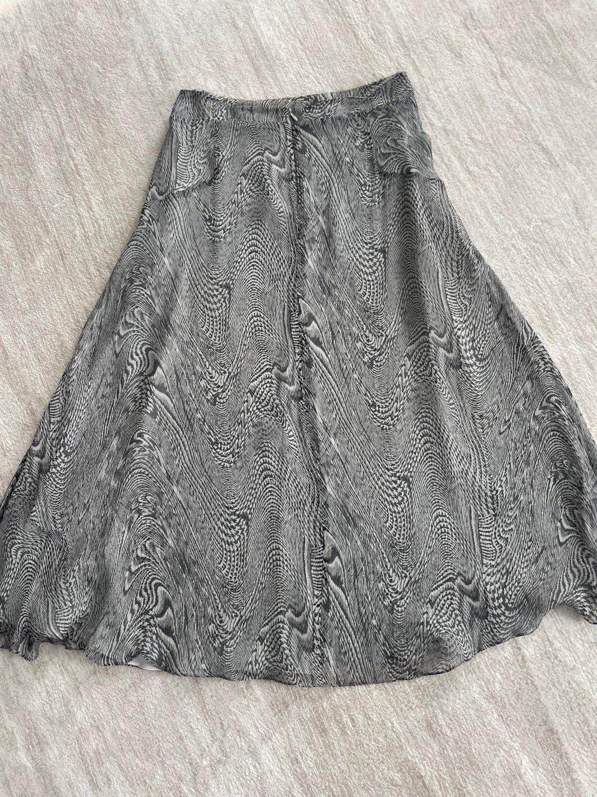 Calvin Klein black & white ￼ calf length skirt ￼brand new no tag
