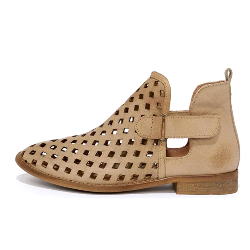 Anthropologie 7.5 Musse&Cloud Caila Perforated Leather Ankle Boot Polka Dot Tan
