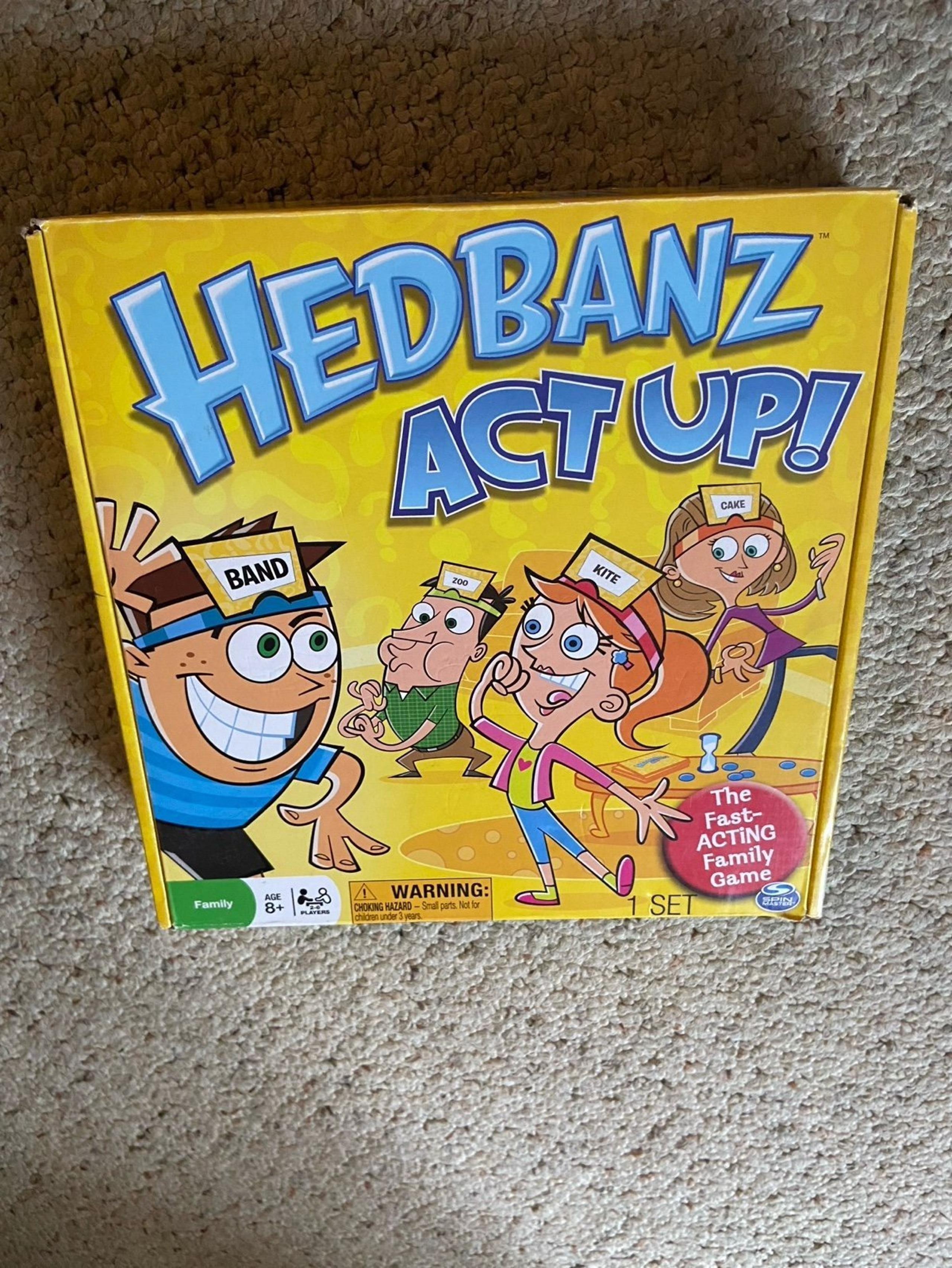 Headbands act up board game