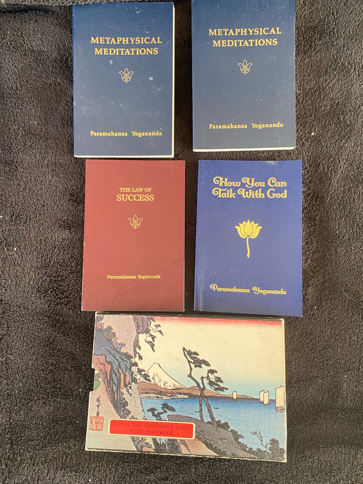 Lot: 5 books