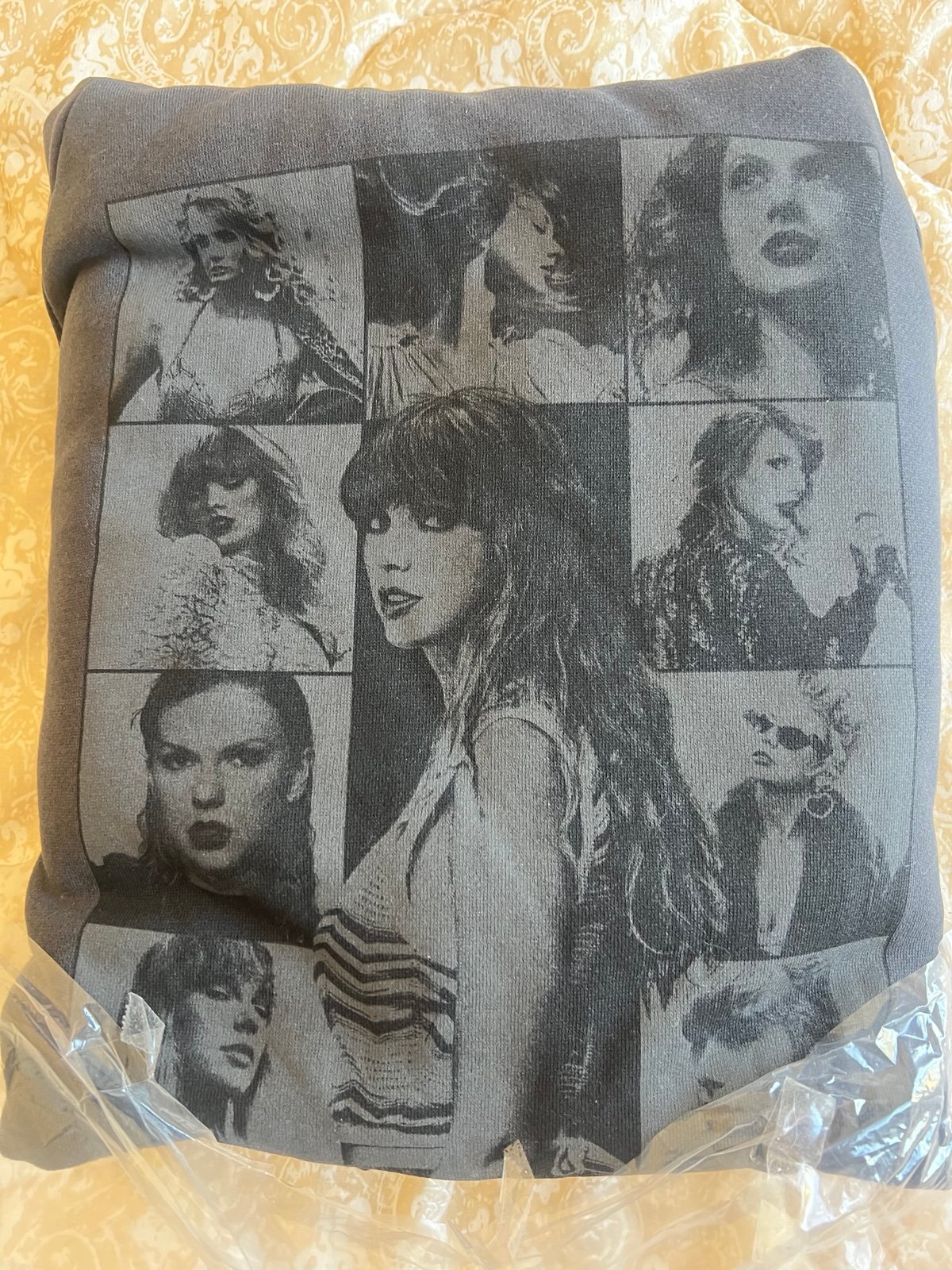 TAYLOR SWIFT | THE ERAS TOUR THROUGH LA BLACK HOODIE