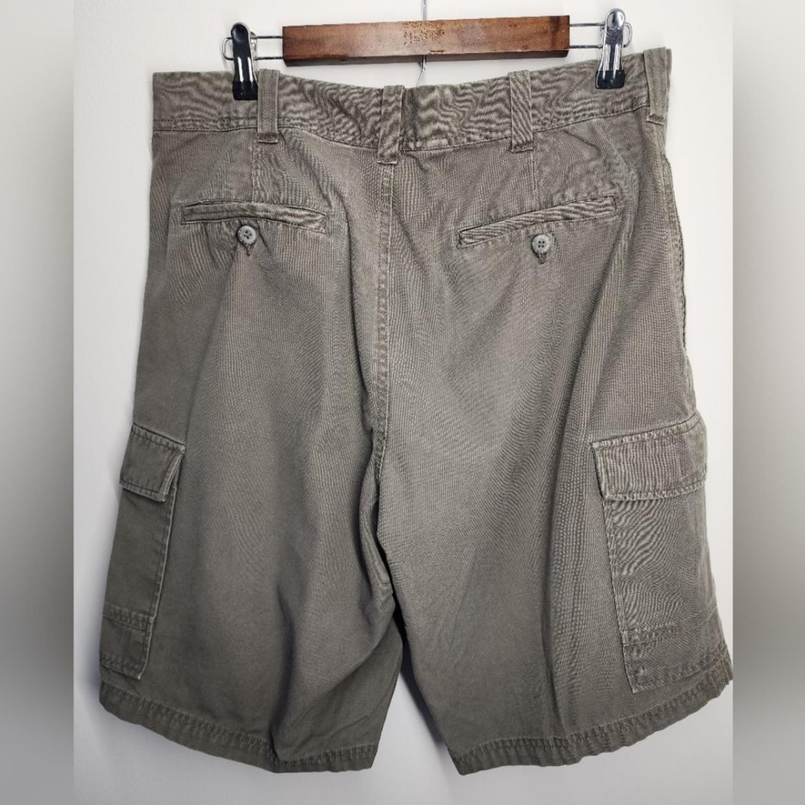 Perry Ellis America Men's sz 34 Cargo Shorts Pockets comfy! Stylish! 100% Cotton