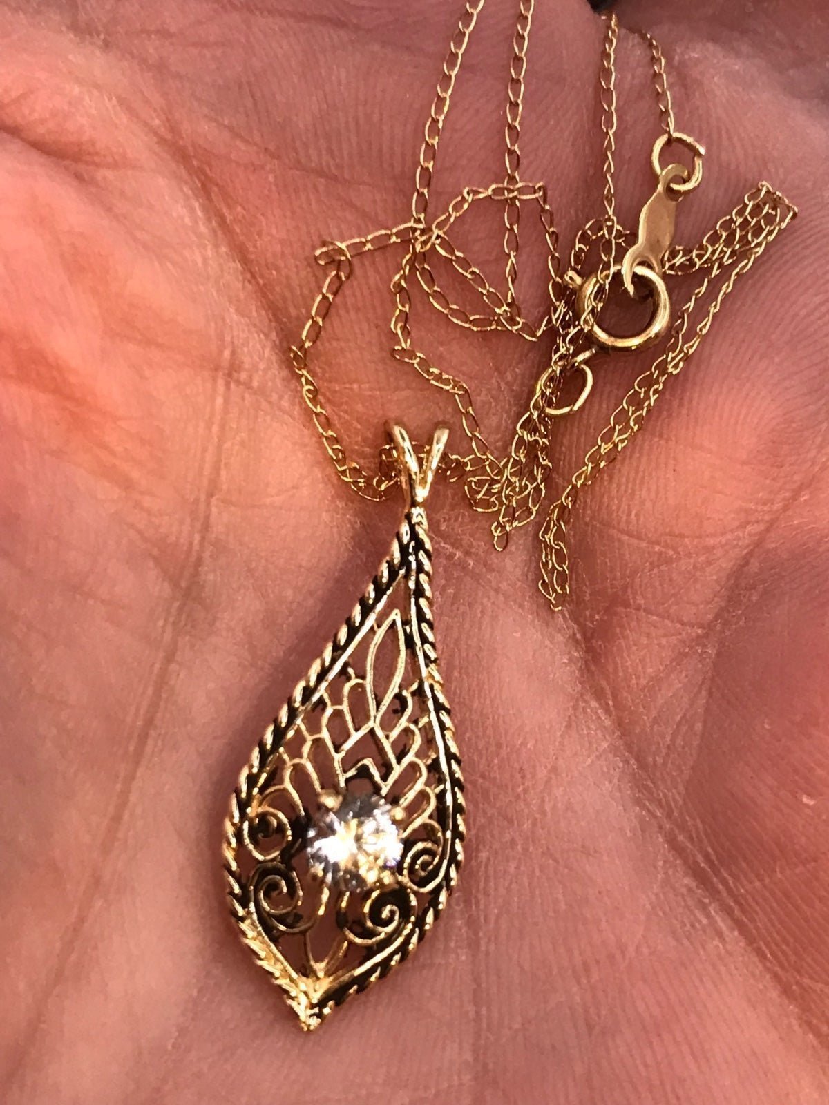 14K GOLD TEARDROP NECKLACE