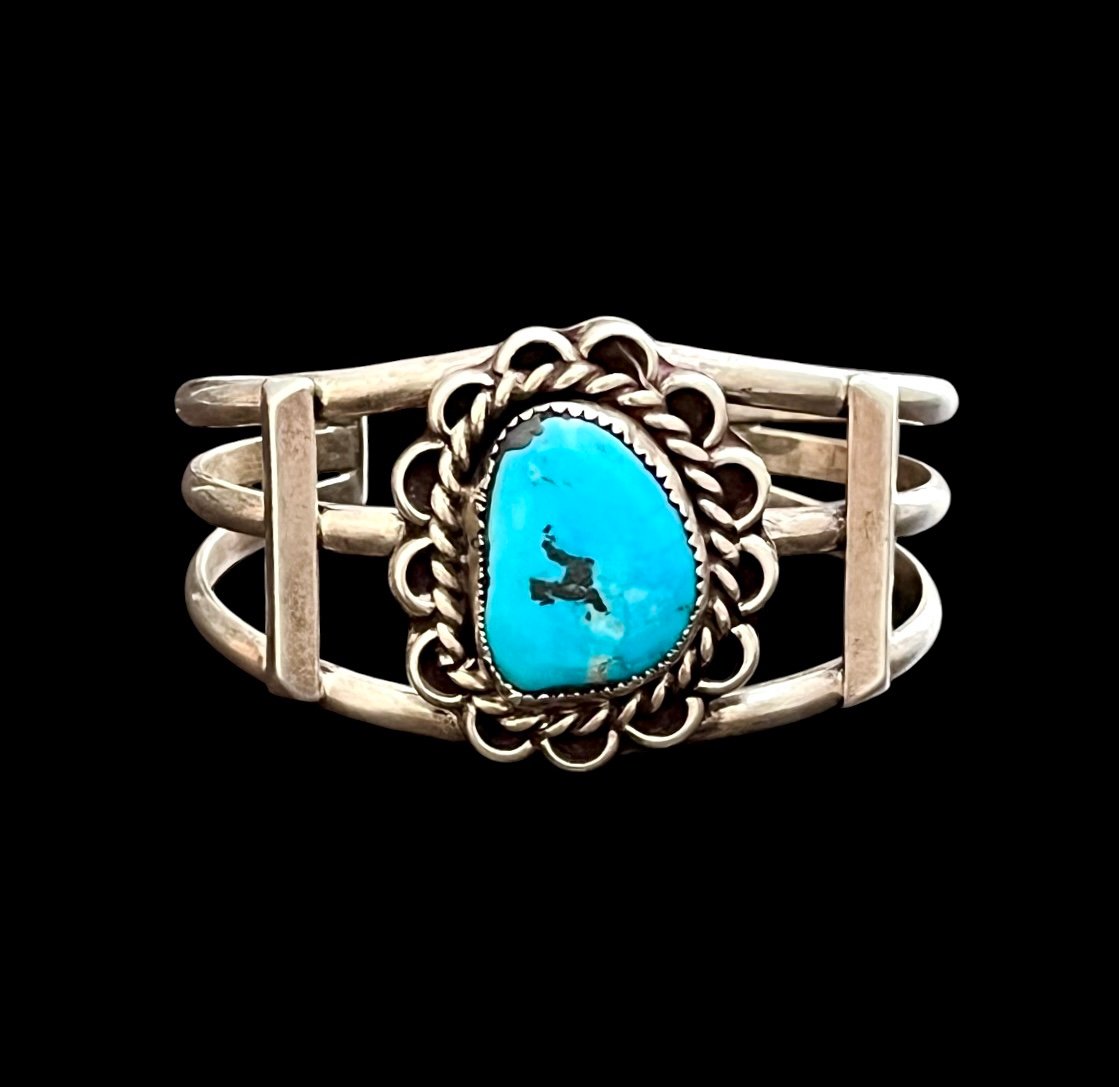 Vintage Native American sterling silver turquoise cuff bracelet
