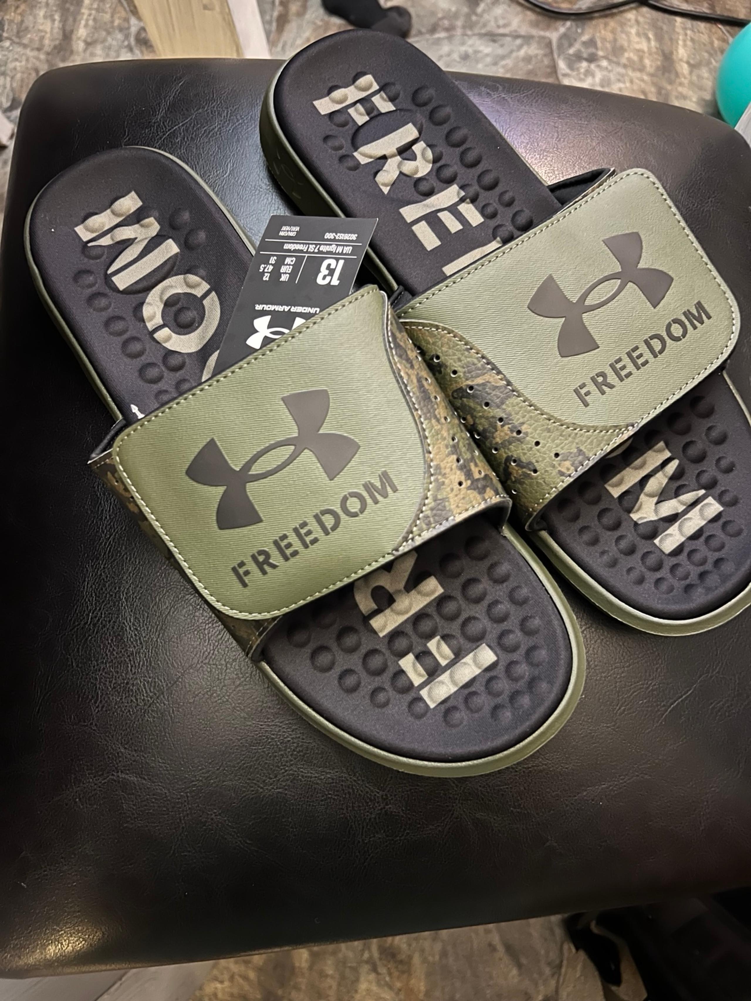 Under Armour Ignite VII Freedom Mens Camo Slides!!(13)