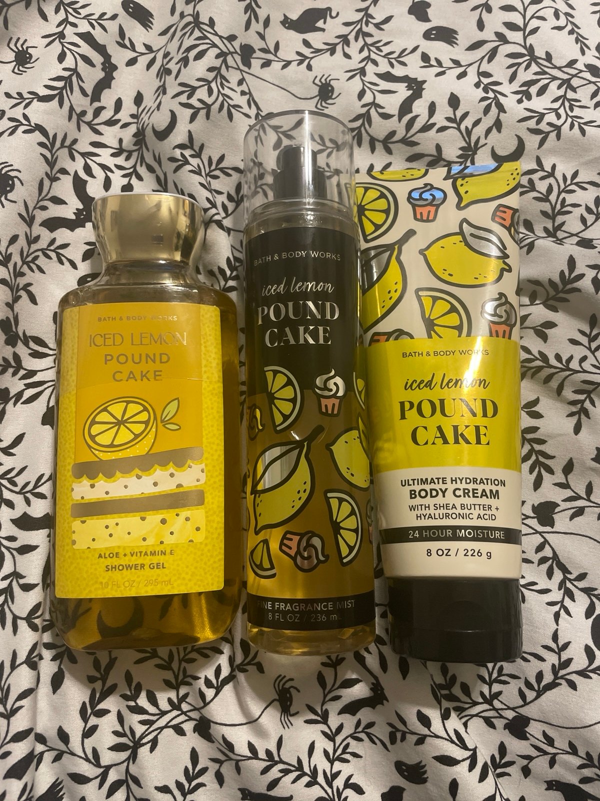 Bath and Body Works iced lemon poundcake set