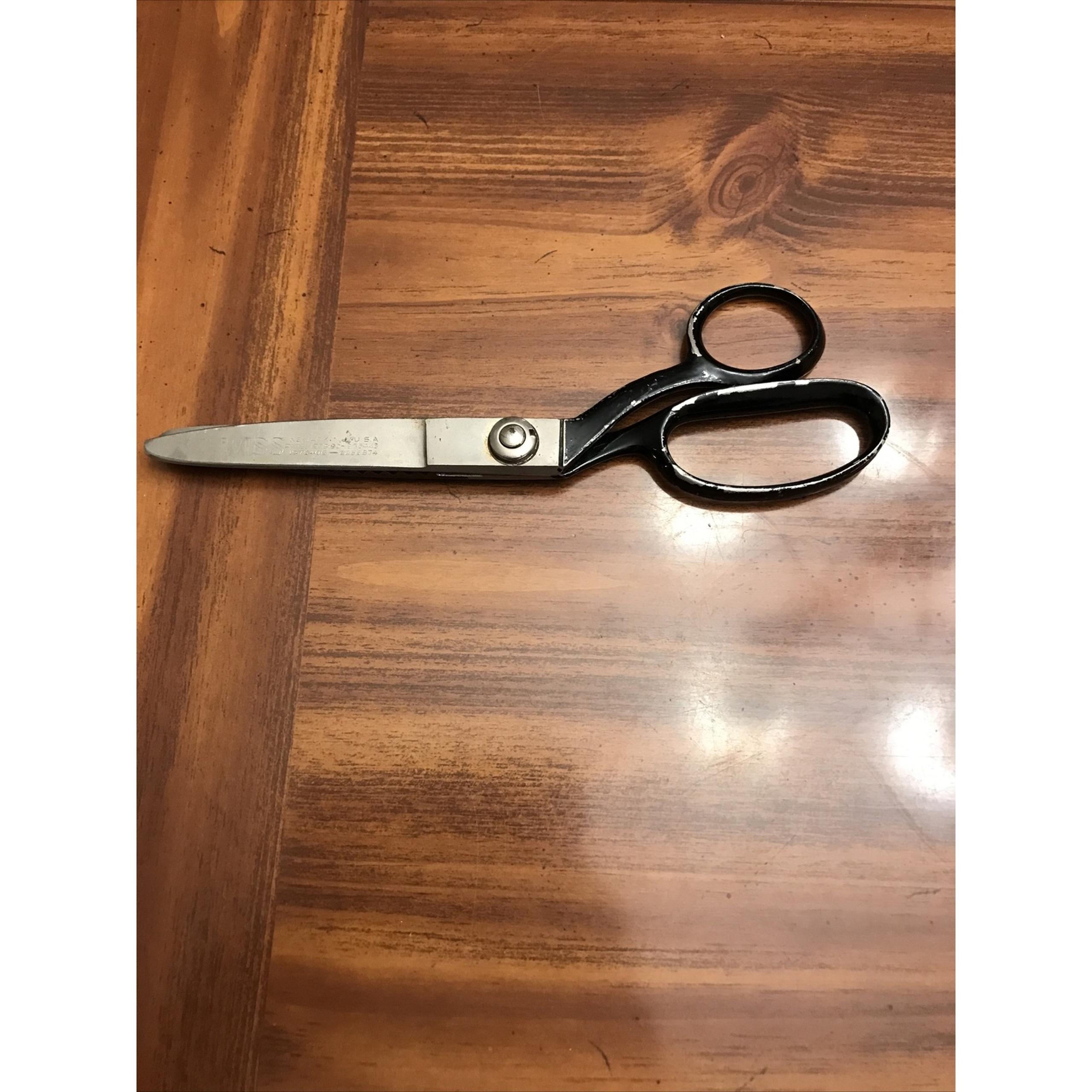 Vintage Wiss large scissor's zig zag Pinking shears