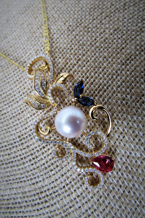 Stunning 18k Gold over 925 Silver Genuine Pearl Diamond Ruby Sapphire Necklace