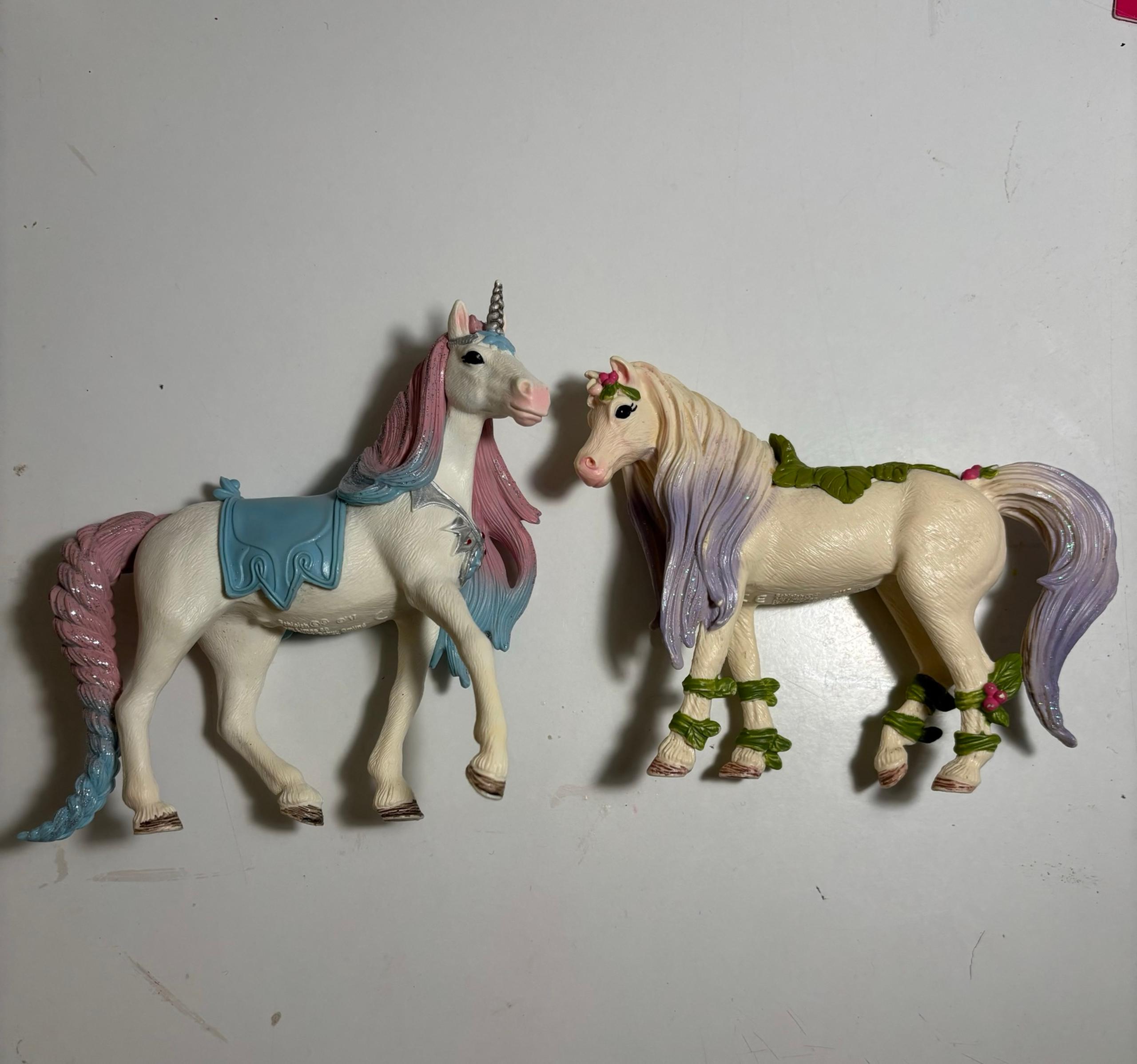2 Schleich Unicorn/Horse Figures