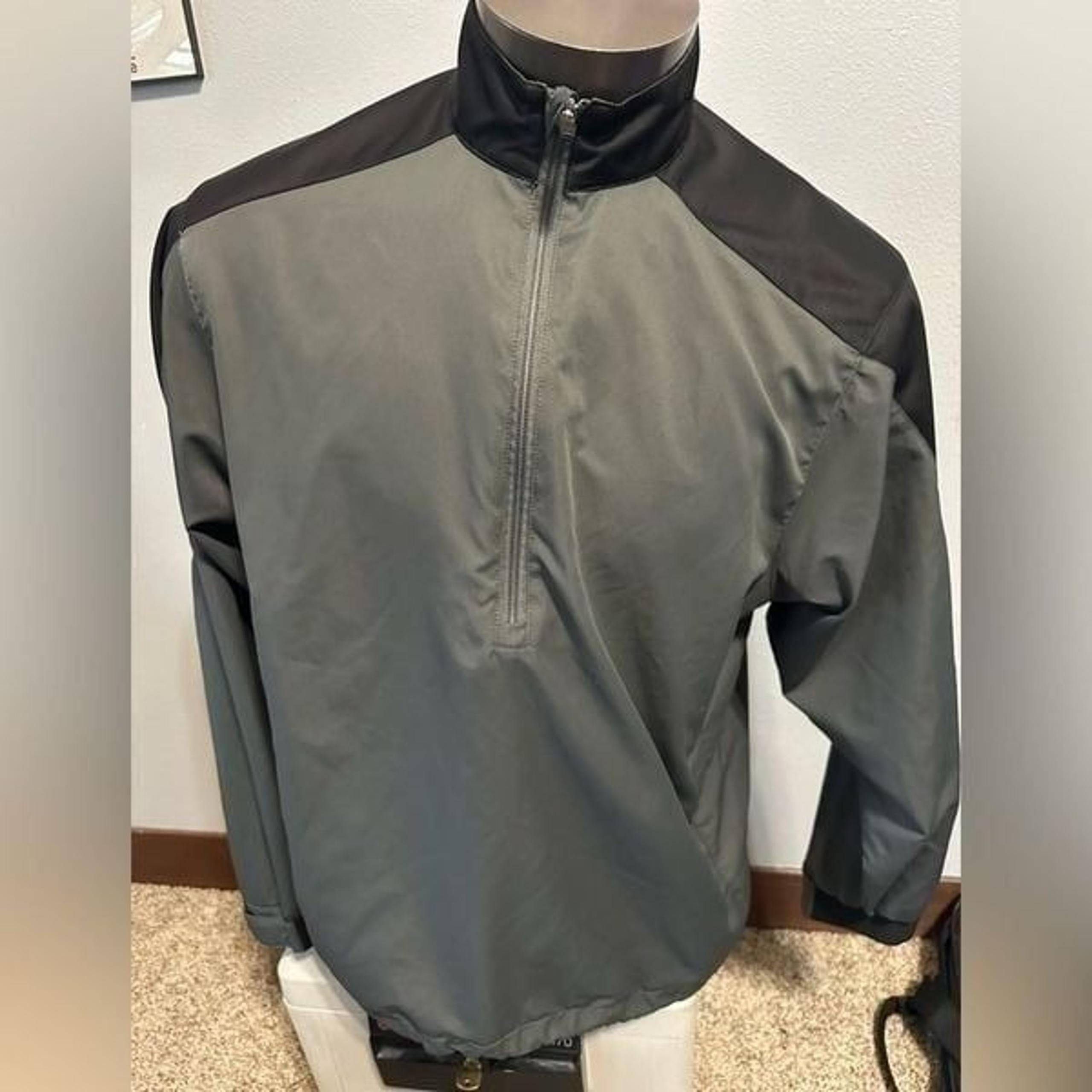 Sun Mountain Men’s Medium Half ZIP Windbreaker