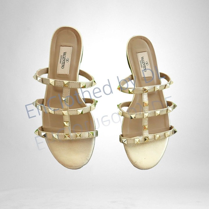Valentino Garavani Slide Sandals | Mercari
