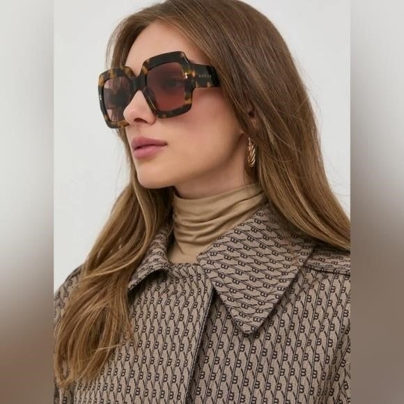 New - Original GUCCI Square Sunglasses GG1111S Havana