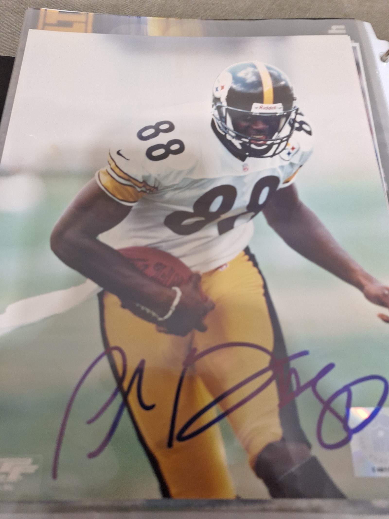 Plaxico Burress autograph 8x10 picture